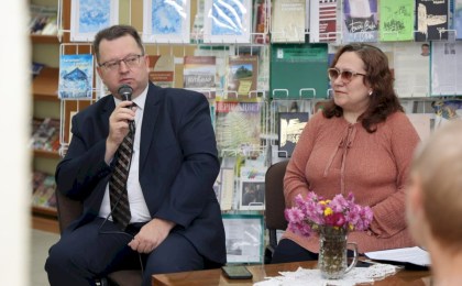 На крыльях творчества: встреча с поэтом-земляком Василием Борисюком и история создания его первой книги