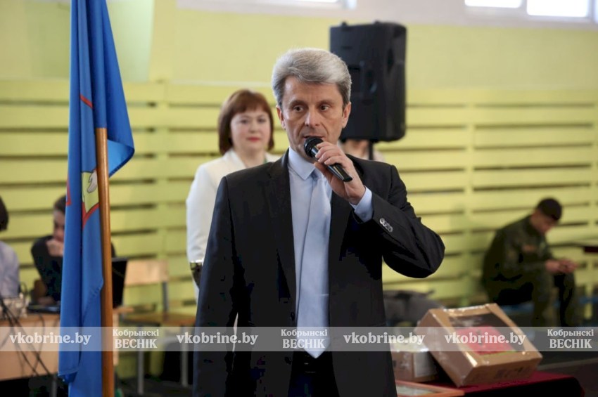 Директор средней школы № 2 г. Кобрина Александр Кудрявцев: «ВНС - это возможность синхронизировать стратегические ориентиры с общенациональными задачами»