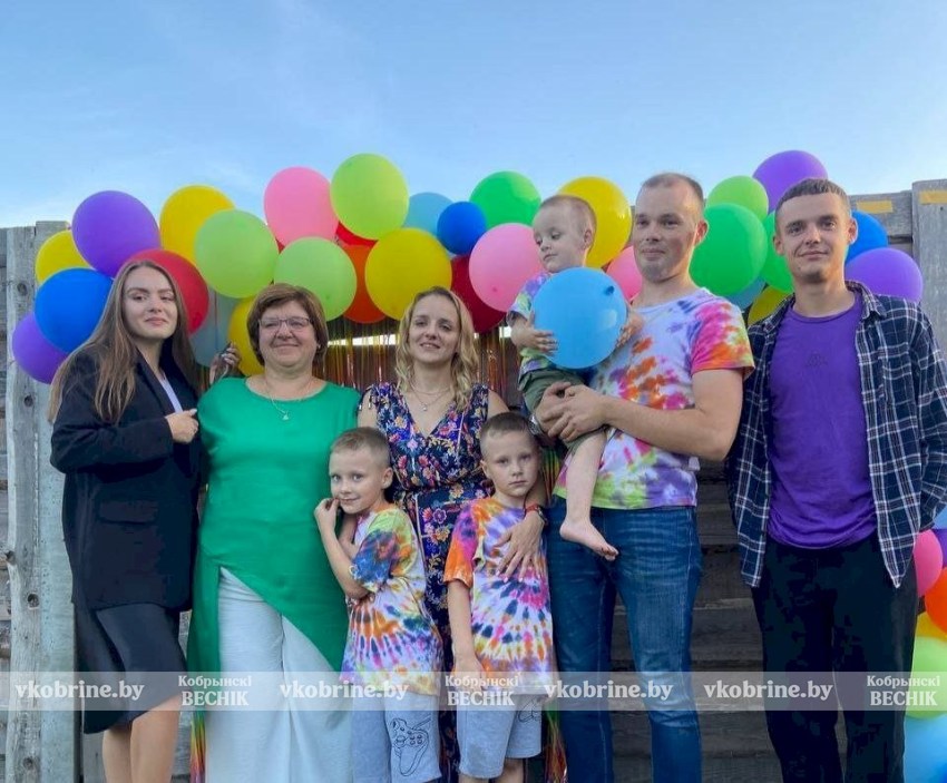 С любовью к детям и профессии: директор Борисовской начальной школы Наталья Игнатюк отметила 55-летний юбилей