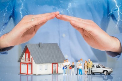 Поздравление руководства Кобринского района с Днем страховых работников!