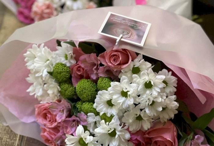 Секреты долговечного букета - как выбрать свежие цветы и не выбросить деньги на ветер, разбирались вместе с экспертами