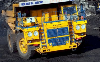 Нужно больше золота! Крупная партия самосвалов БЕЛАЗ отправилась добывать его в Красноярский край