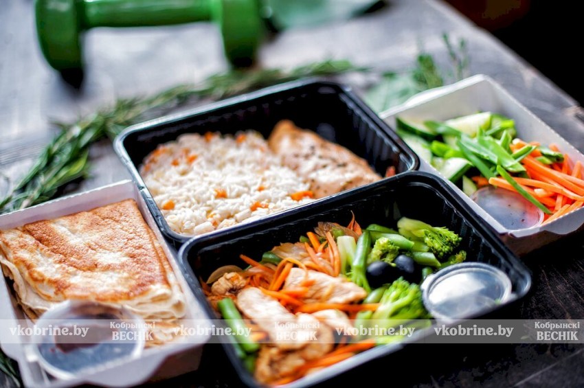 В «Белавиа» можно будет заказать горячее питание прямо на борт — что в меню?