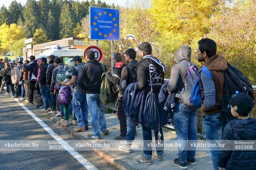 Польша освобождена от приема мигрантов - придется ли ей заплатить за это?