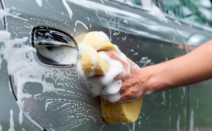 Эксперты рассказали, как нужно мыть машину зимой: 7 важных рекомендаций