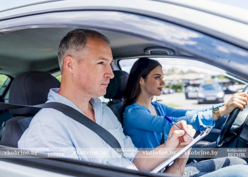 Учеба в автошколах Беларуси станет дороже - узнали, почему