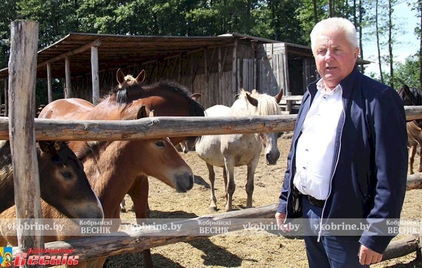 Василий Новик из д. Гирск: «Человек не должен оставаться одиноким – протянуть руку помощи просто, когда есть душа»