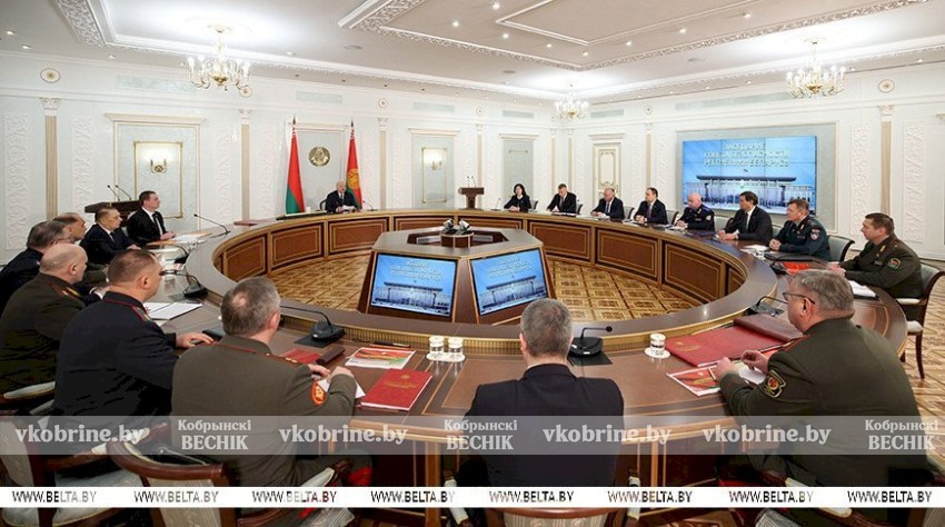 План обороны, американский трек и форпост в Африке. Итоги недели Президента