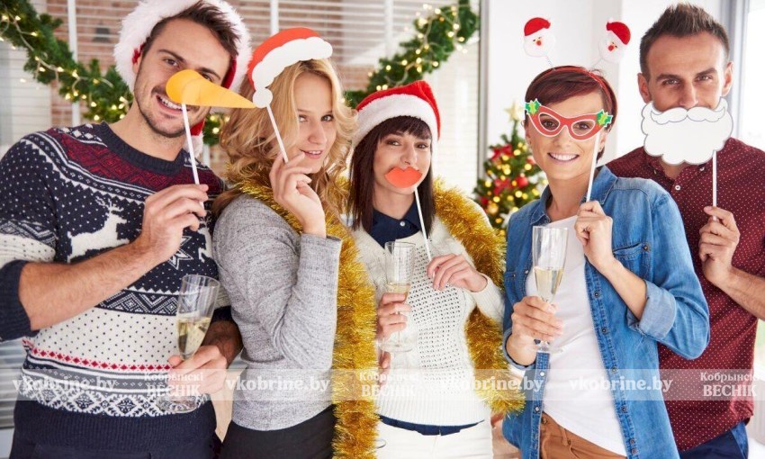 Не всё можно постить: фото с корпоратива могут нарушать закон в Беларуси