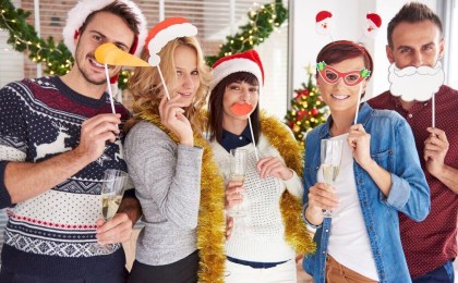 Не всё можно постить: фото с корпоратива могут нарушать закон в Беларуси