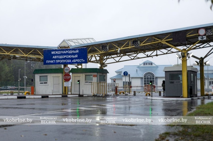 Электронная очередь на границе: как это работает и сколько стоит