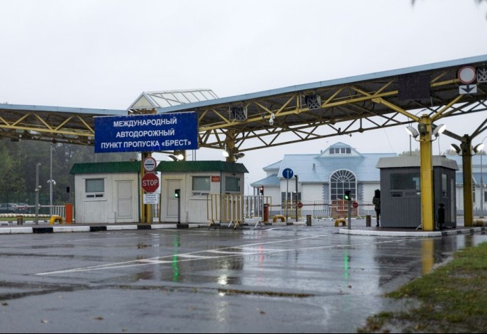 Электронная очередь на границе: как это работает и сколько стоит