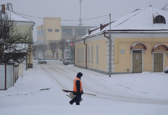 Циклон «Улли» накрыл Кобринщину снегопадом - ситуация под контролем у служб ЖКХ и дорожников