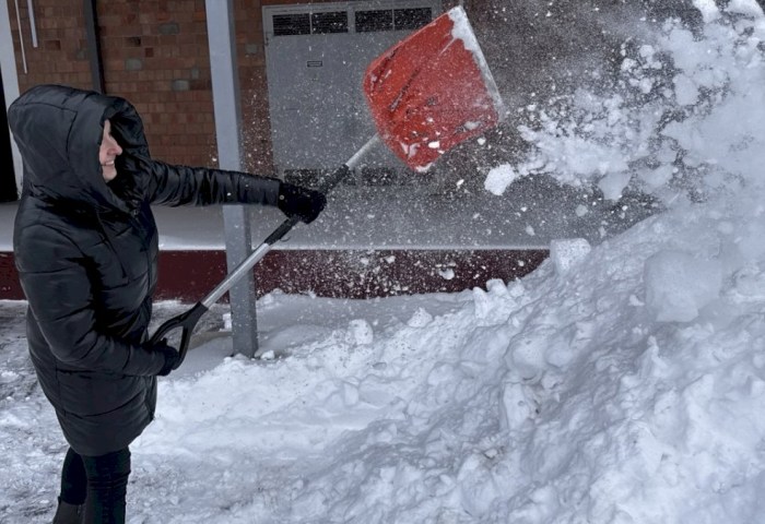 Борьба со стихией на Кобринщине: вышли на улицы и победили «Улли»