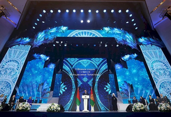 Напутствие в Рождество, прививка от «бешенства», подарок Господа и присяга судей. Итоги недели Президента