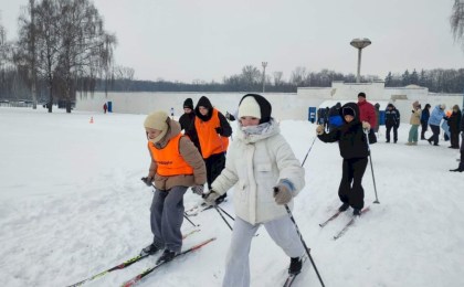 «Снежный снайпер»: меткость, скорость, триумф! В Кобрине прошел районный этап областных соревнований по биатлону