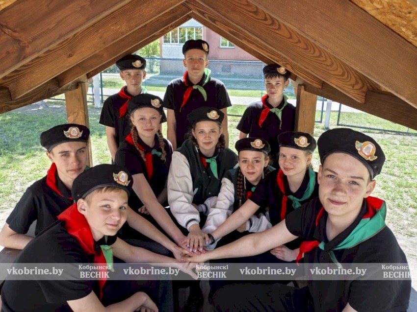 Крепкий фундамент будущего: как центр «Единство» растит на Кобринщине поколение настоящих патриотов