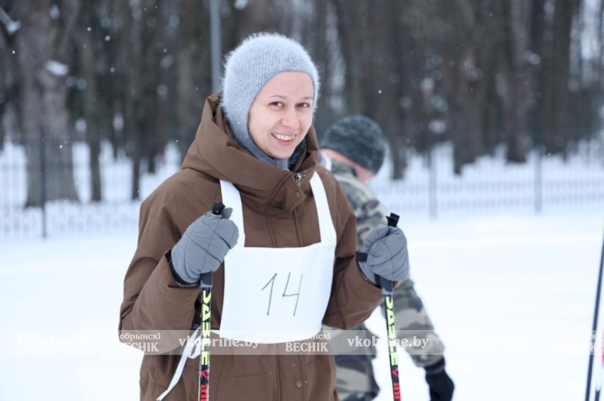 Снег, азарт и воля к победе: на стадионе «Юность» прошла «Кобринская лыжня - 2026»