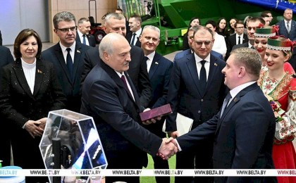 Проверка боеготовности, Совет мира, Знак качества и важные кадры. Итоги недели Президента