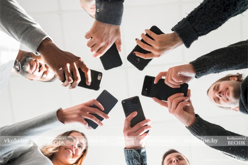 «Мой 2016-й»: какие смартфоны выбирали тогда и сейчас?