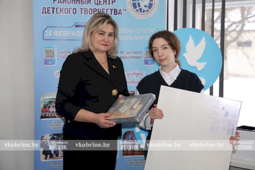 Холст и краски для юной художницы - желания талантливых детей Кобринщины продолжают исполняться