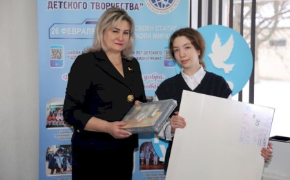 Холст и краски для юной художницы - желания талантливых детей Кобринщины продолжают исполняться