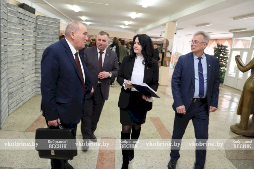 Будущее строим вместе - профсоюзные лидеры обсудили итоги ВНС с учащимися Кобринского политехнического колледжа