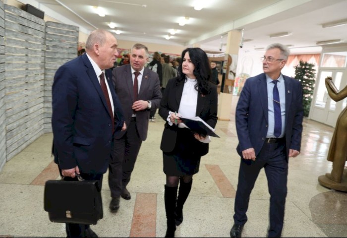 Будущее строим вместе - профсоюзные лидеры обсудили итоги ВНС с учащимися Кобринского политехнического колледжа