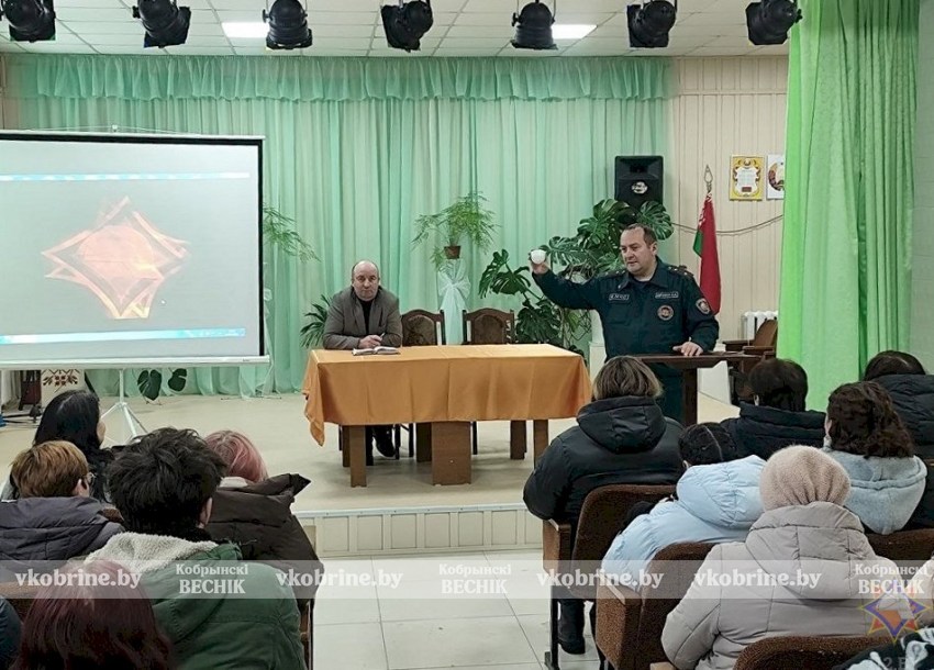 Формула выживания от МЧС: Андрей Абрамчук встретился с жителями Городца