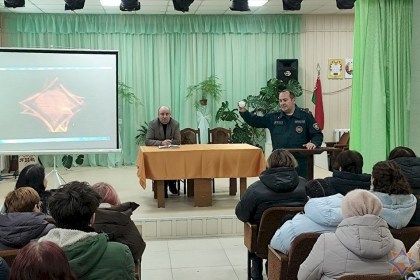 Формула выживания от МЧС: Андрей Абрамчук встретился с жителями Городца