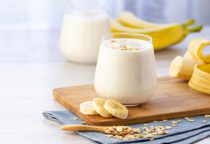 Зимняя палитра: три рецепта в белом цвете от супа до десерта