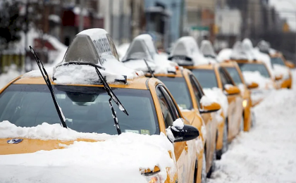 Такси без ценового шока: МАРТ договорился с диспетчерами не взвинчивать тарифы в непогоду