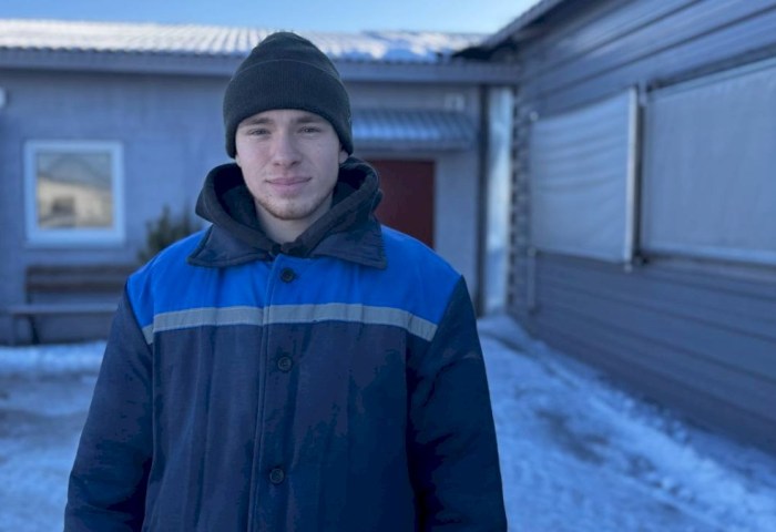 С заботой о стаде, с любовью к делу: как молодой специалист Максим Рощинский строит будущее в ОАО «Покровский»