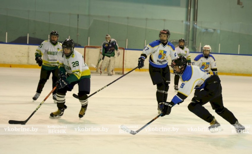 Динамика, драйв и море эмоций – Кобрин принимает «Золотую шайбу» (ВИДЕО)