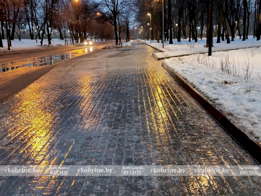 Более 16 тысяч белорусов получили гололедные и холодовые травмы с начала зимнего сезона - Минздрав