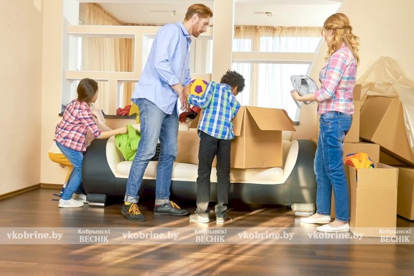 Узнали, какие компенсации положены работникам при переводе на работу в другую местность