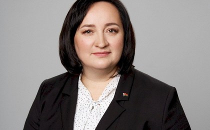 Поздравление депутата Полины Василюк с Днем защитников Отечества и Вооруженных Сил Республики Беларусь!