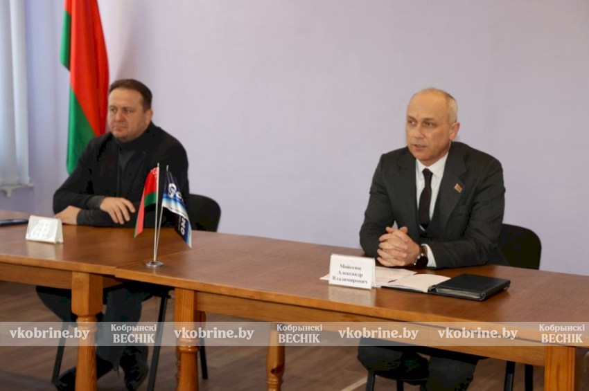 Безопасность страны - дело каждого: Александр Мойсеюк встретился с коллективом ОАО «СИТОМО»