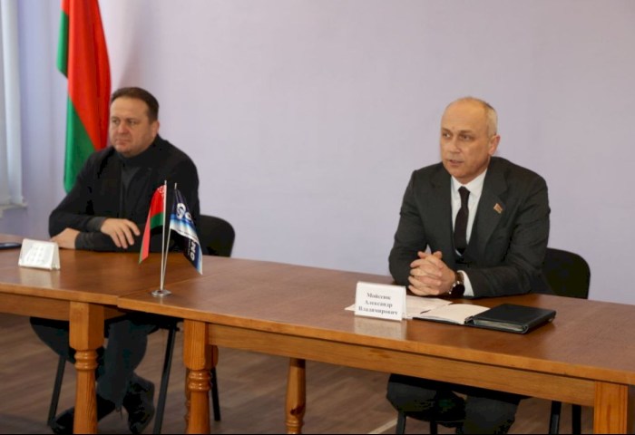 Безопасность страны - дело каждого: Александр Мойсеюк встретился с коллективом ОАО «СИТОМО»