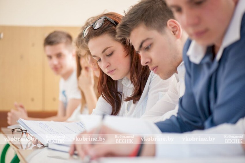 В Беларуси утвердили сроки вступительной кампании в вузы