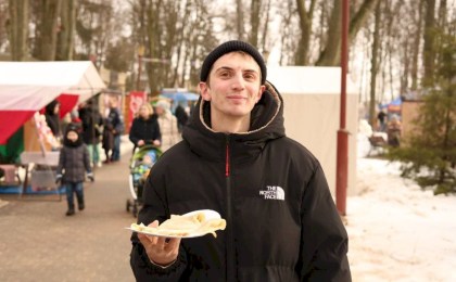 Прощай, зимушка! Кобринчане встретили весну широкой Масленицей. ФОТОРЕПОРТАЖ (+ВИДЕО)