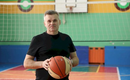 Спорт, дисциплина и тепло души: секреты педагогики учителя Николая Власюка из Верхолесской средней школы