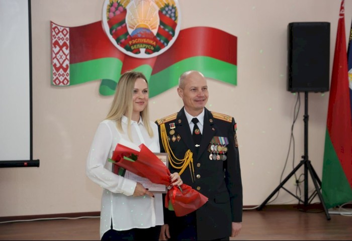 Честь, отвага и бессонные ночи - в Кобрине поздравили тех, кто всегда на посту