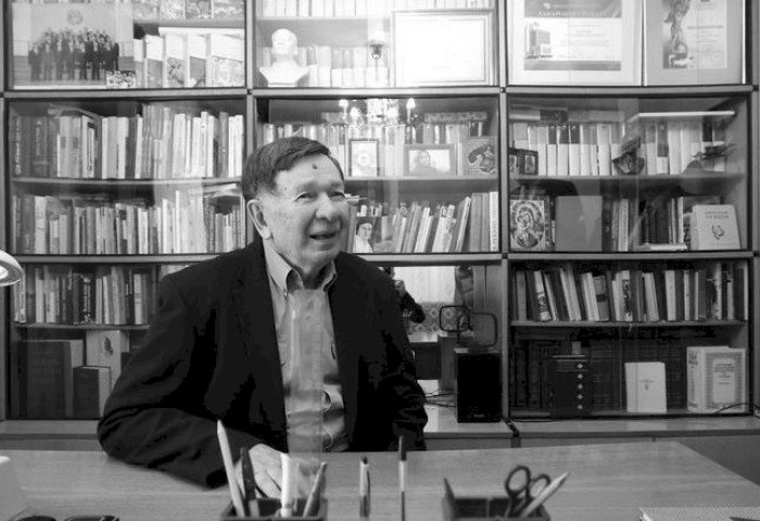 Умер народный поэт Беларуси Владимир Каризна 