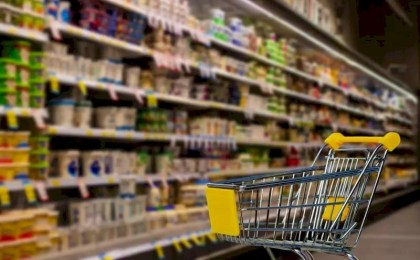 Продукты «с прошлым»: в Кобринском районе нашли просрочку полугодовой давности