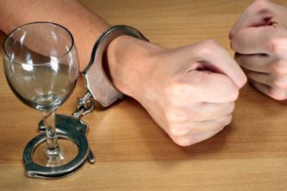 Кобринский РОВД напоминает: пьяный быт ведет к криминальному финалу!