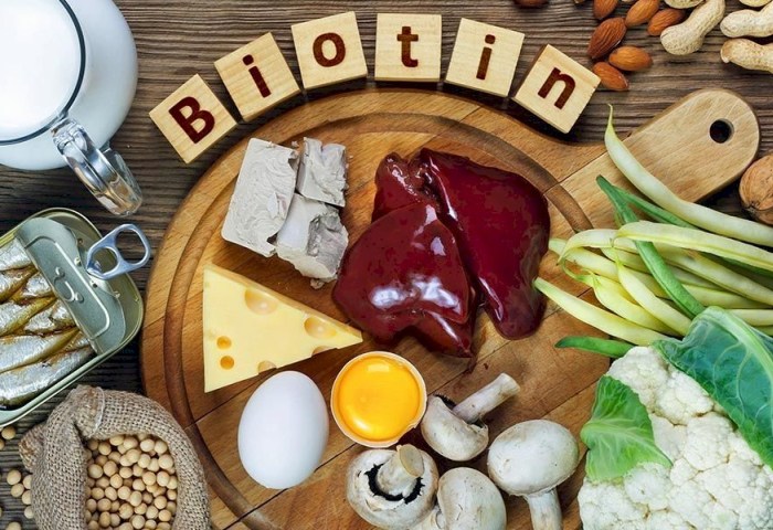 Мифы о витамине B7: помогает ли он от выпадения волос и в каких дозировках нужен