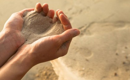 Дачникам на заметку: за самовольную добычу песка придется дорого заплатить