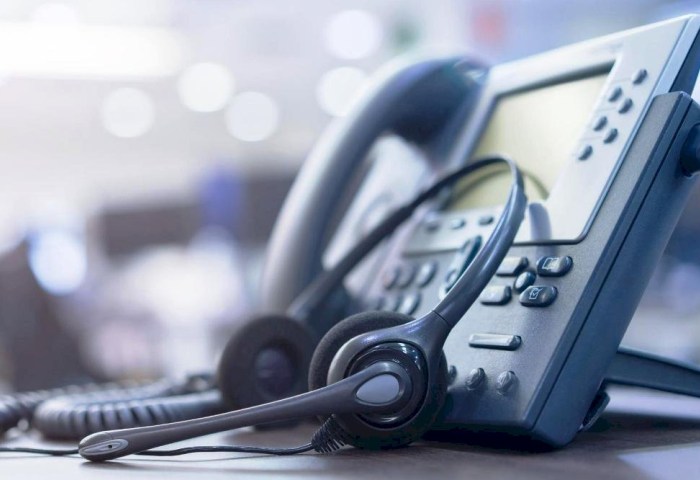 Белорусы смогут пожаловаться на самокатчиков-лихачей и нехватку парковок – куда звонить