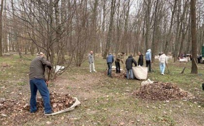 «Чистый четверг» в Кобрине: работа на благо района как шаг к новой жизни
